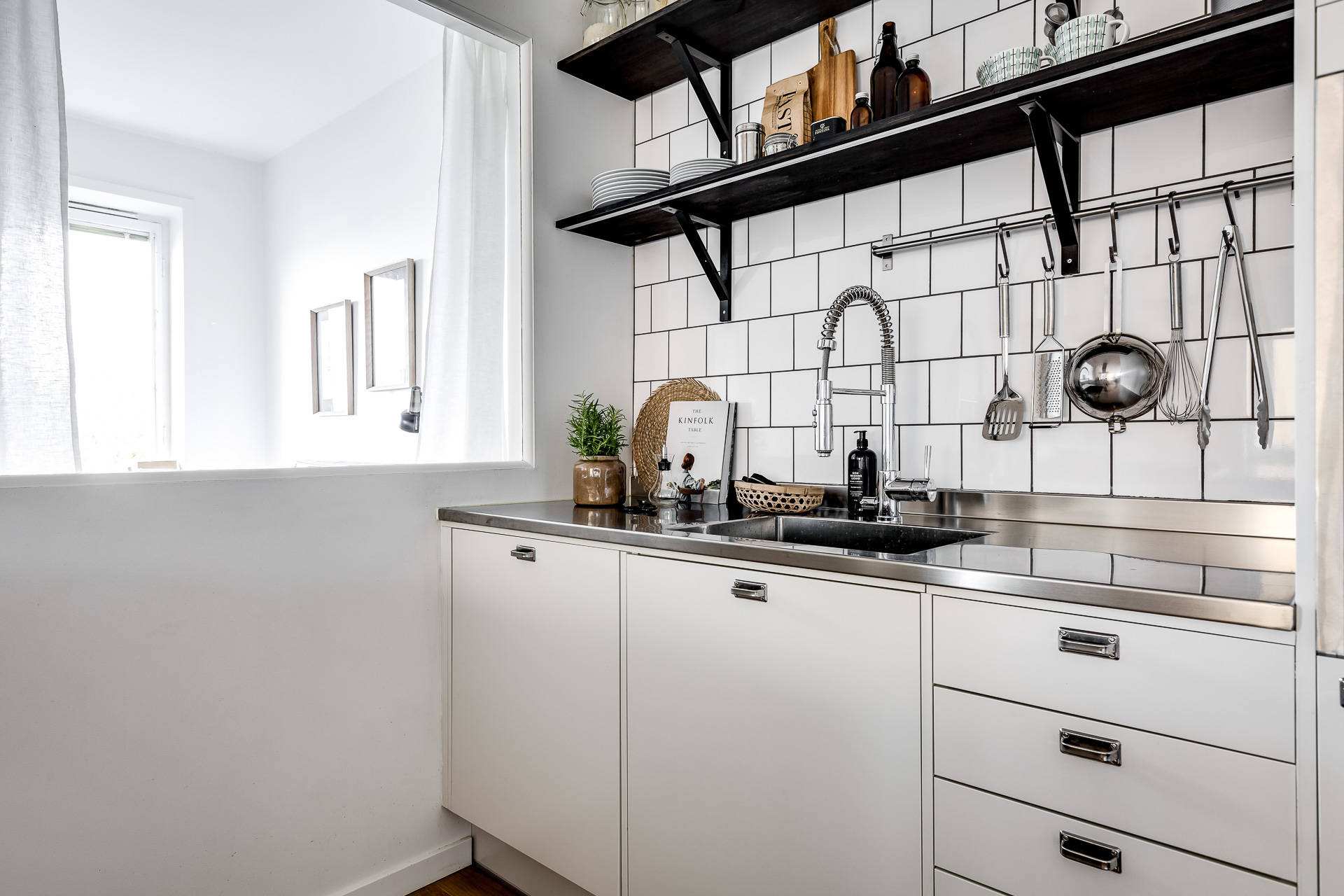 厨房台面要不要铺地板砖,厨房台面要不要铺木板