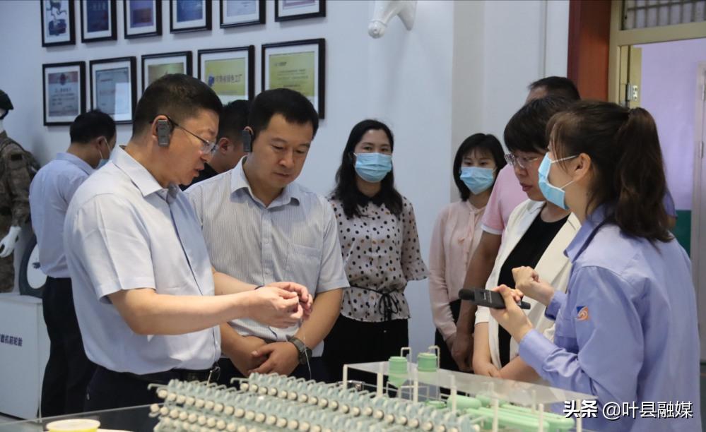 *疆新**生产建设兵团第八师石河子市考察团莅叶考察尼龙新材料产业发展情况