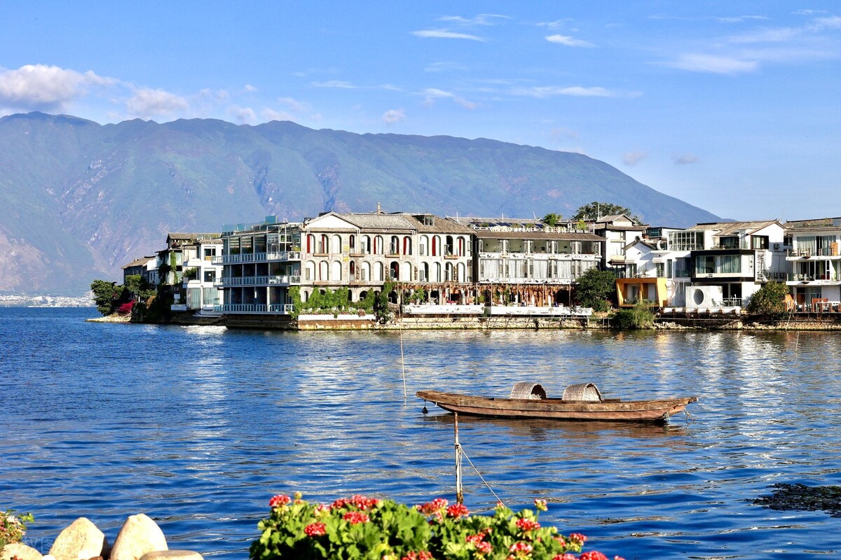 春节去云南哪里最好玩,云南春节人少旅游推荐