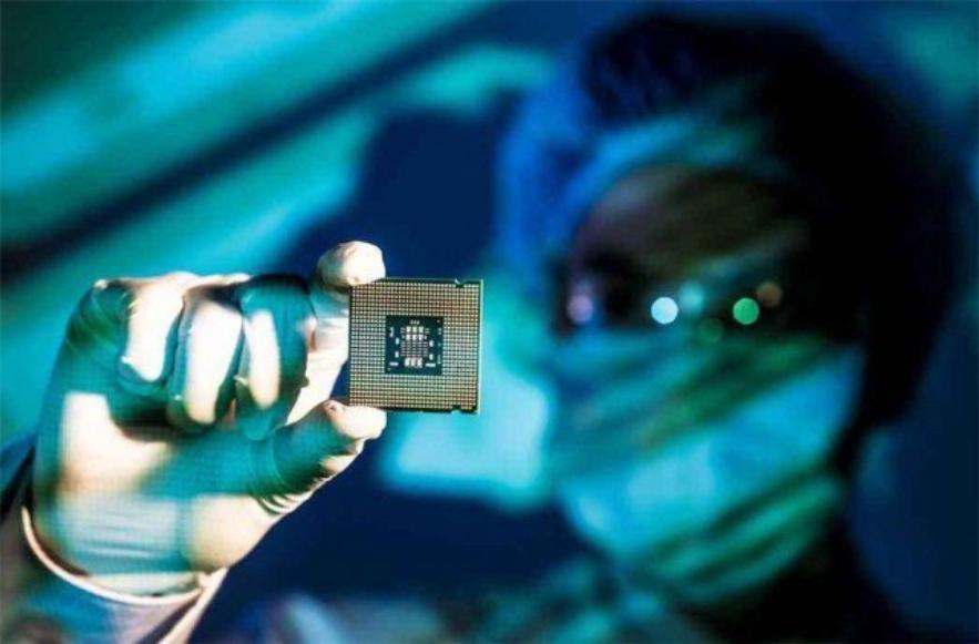 俄罗斯芯片是进口还是美国制裁,俄罗斯军用芯片90%依赖进口