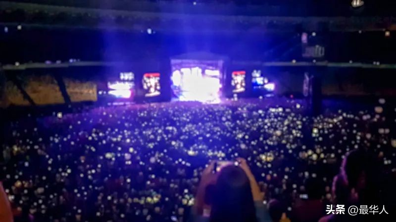 卡塔尔世界杯中国元素作文,卡塔尔世界杯的作文怎么写