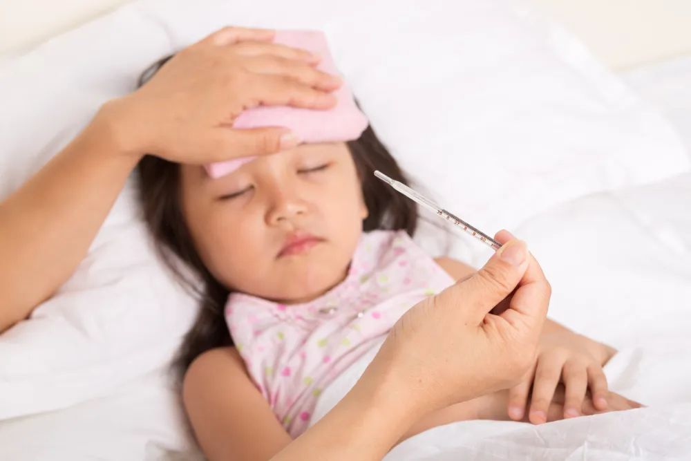 为什么孩子总是晚上发烧,为什么孩子总是在晚上发烧