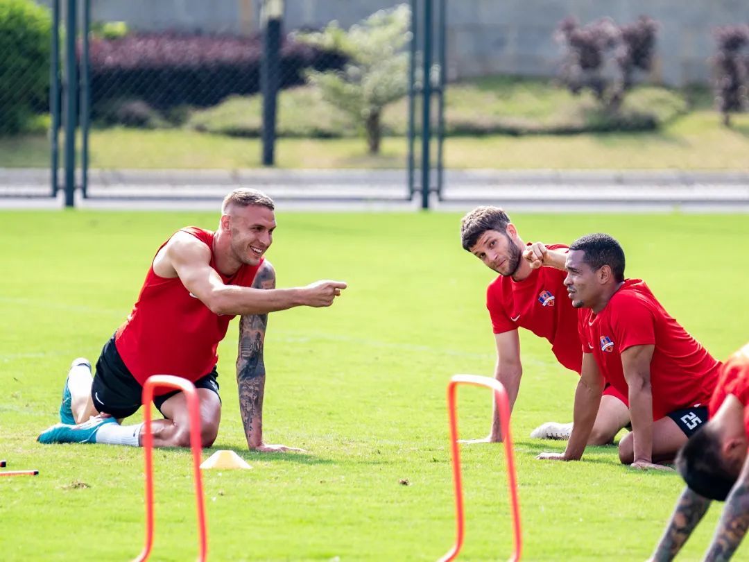 山东泰山队大战梅州客家,进攻端的发挥,决定了比赛结果