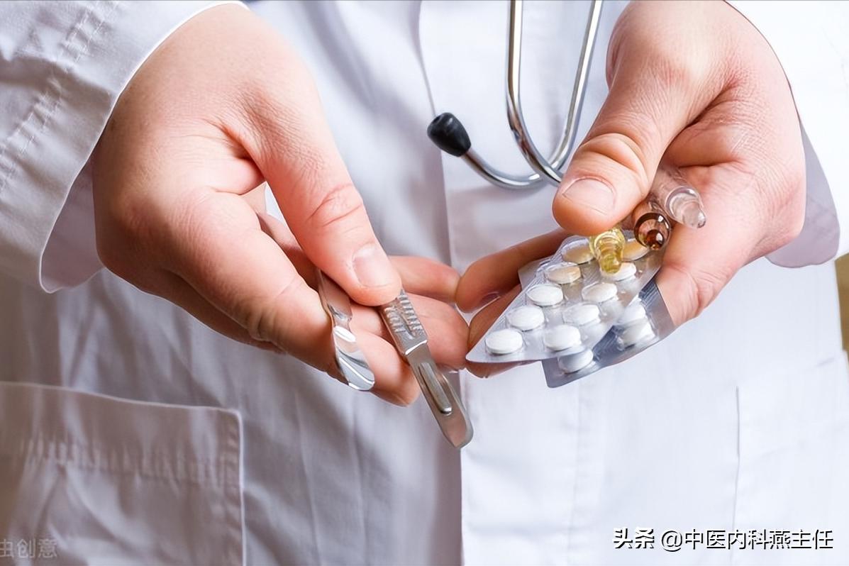 桥本甲状腺炎甲亢结节有什么药,甲状腺炎甲状腺结节甲亢咋治疗