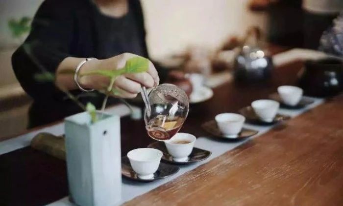 文圣茶说丨北京「茶味茶舍」官书院胡同店