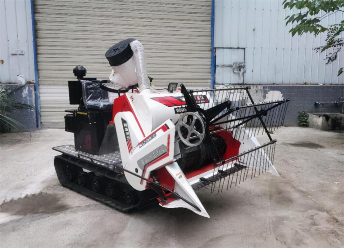 履带收割机2018款哪一款质量好,履带收割机哪个品牌质量最好