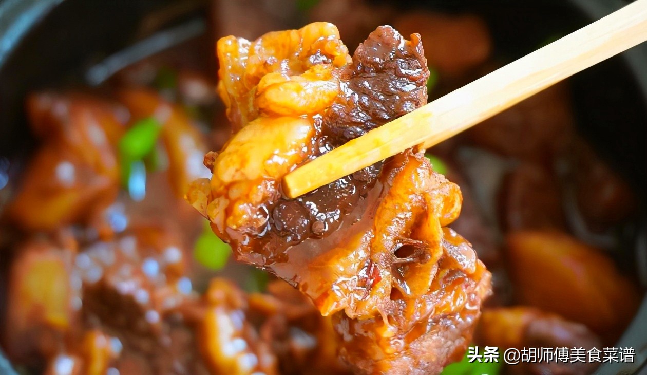 炖肉怎么做肉才软烂不柴,无论炖什么肉加这2种香料