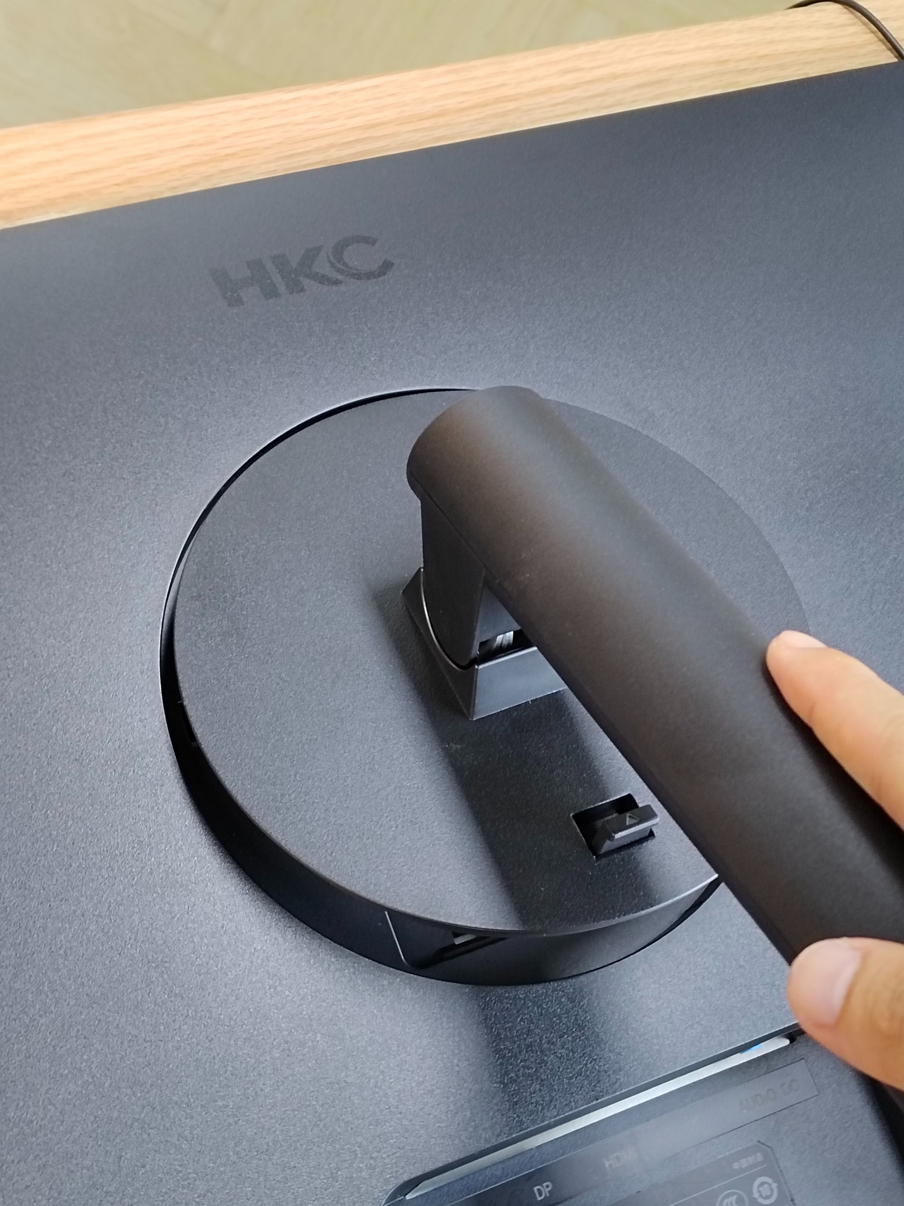 699hkc显示器27寸2k护眼,699hkc27寸2k显示器