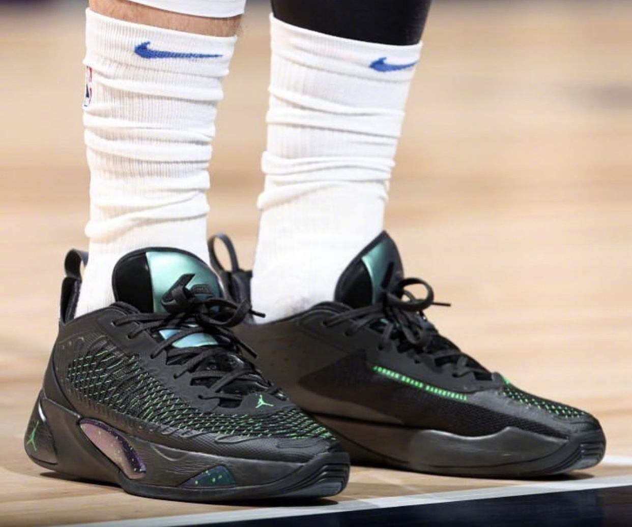 新赛季nba球星上脚球鞋,nba球星logo莫兰特