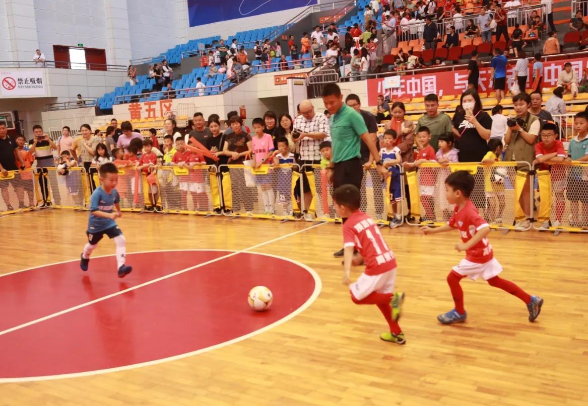 宁乡市运动会开幕式视频,青少年足球联赛开幕简讯