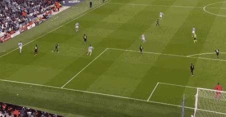 时隔7年重返欧冠4强,晋级欧冠决赛曼城4-0皇马