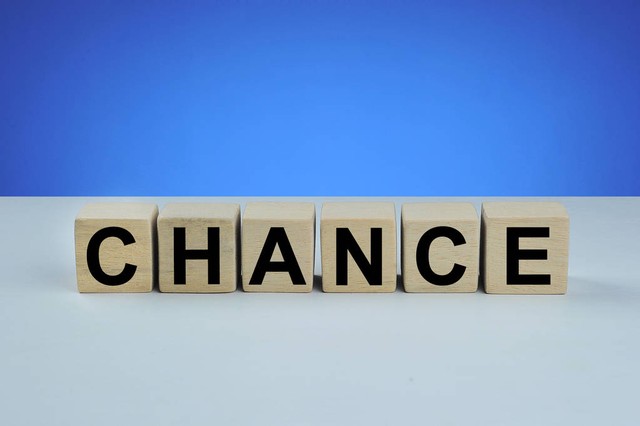 做生意和打工哪个赚钱更快一些,上班赚钱和做生意赚钱哪个好