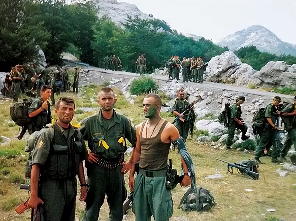 残酷的波黑战争：*杀屠**闻名世界，手段堪比纳粹，一半人口沦为难民