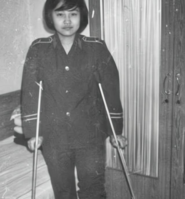 她是“北京小姐”的季军，保护过13位国家元首夫人