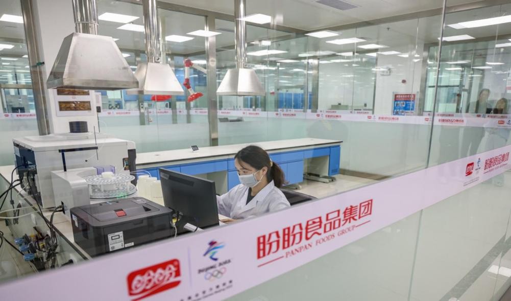 冬奥冠军称赞中国美食,奥运冠军盼盼