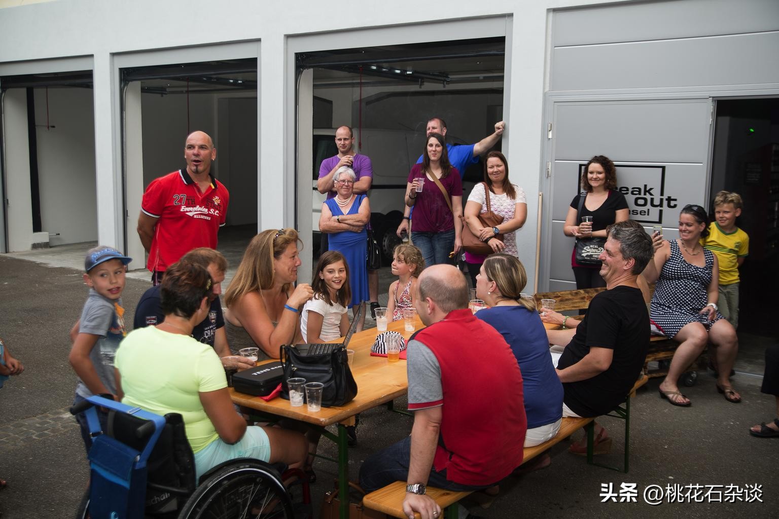 瑞士历史最大的特点,瑞士的前身是什么国家