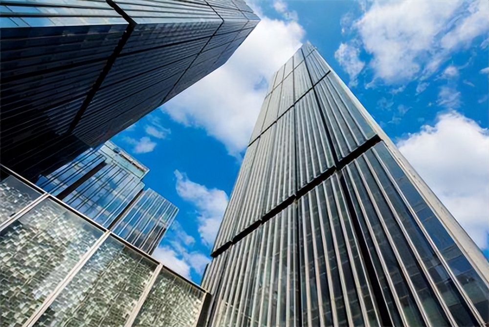 写字楼是干什么的一月能挣多少万,写字楼租赁员工都干什么