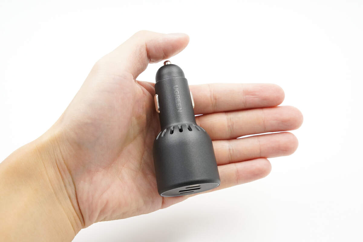 绿联130w车载充电器评测,绿联160w氮化镓充电器评测