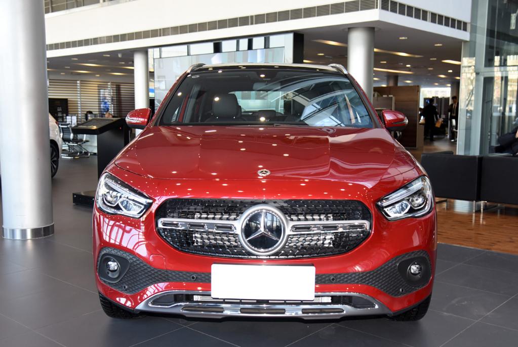 奔驰gla优点和不足,17款奔驰gla2202.0t油耗多少钱一公里