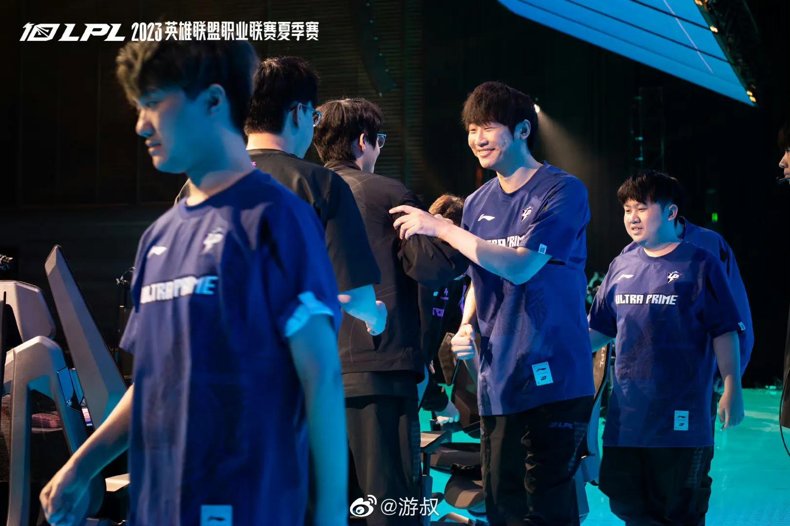 ning猪妹进瞎子野区,ning打野蔚