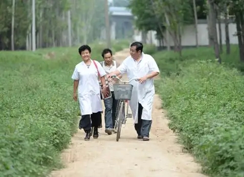 看病记2终于拆线了，医生却说我反应迟钝，检查结果却让人很无语