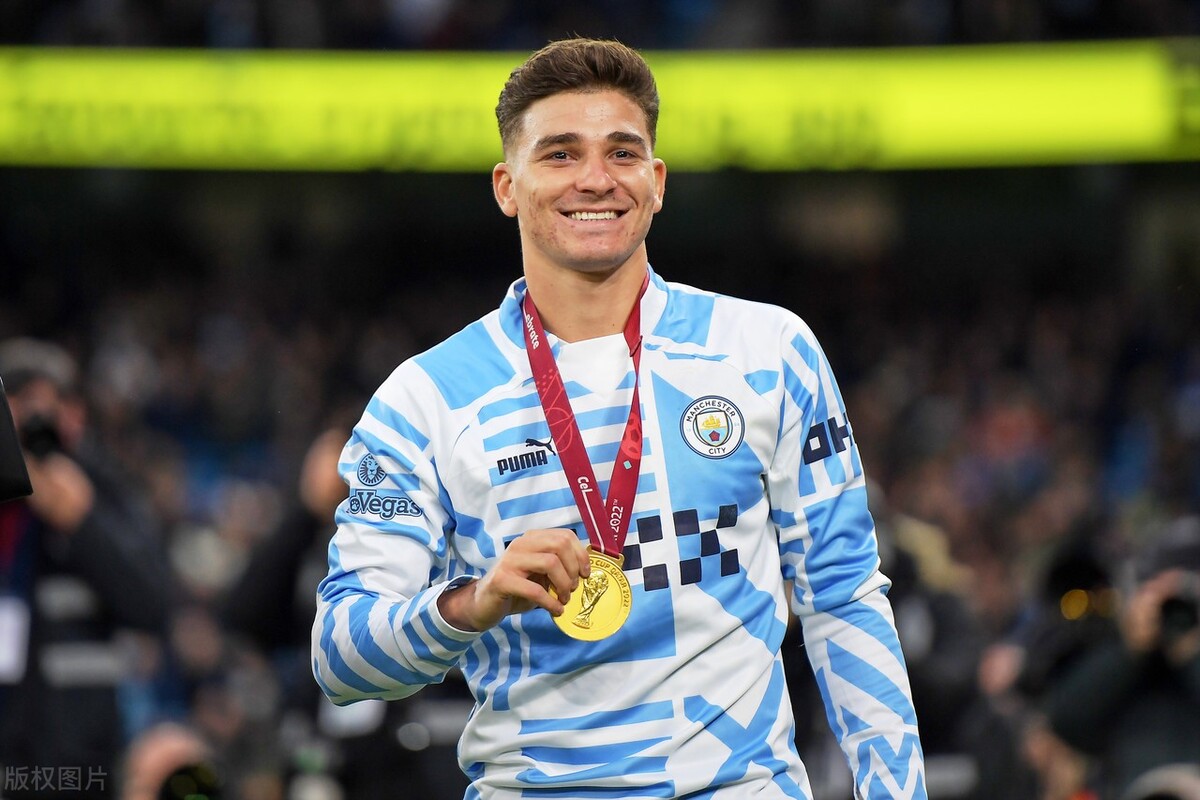 比卡马文加更厉害的中场,比卡马文加还全能的球员