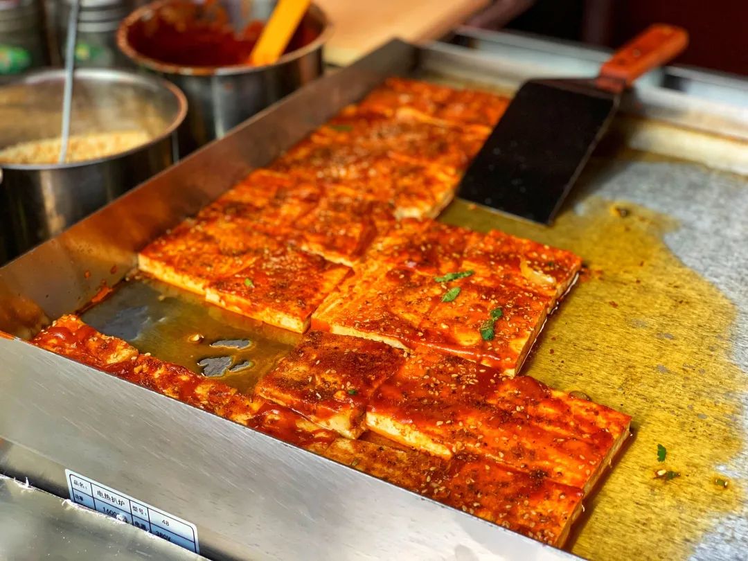 淄博不止有烧烤还有人间烟火气,淄博烧烤攻略必打卡一日游