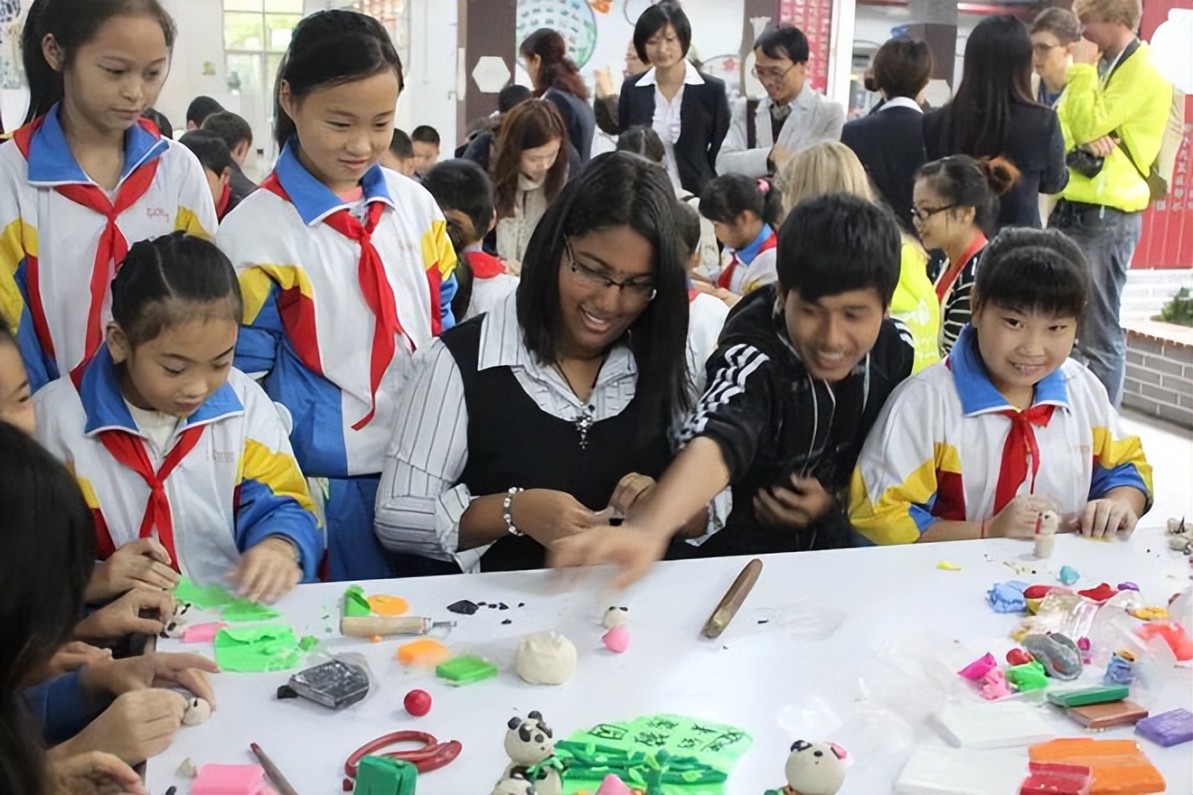 港小社团II陶泥本色,绽放多彩童年