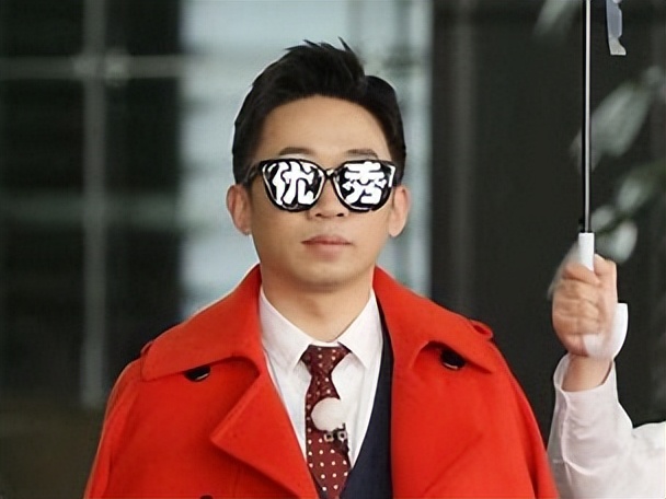 被前任一渣再渣，私密照两次外泄，车模*兽兽**看男人的眼光太差了