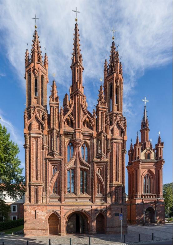 我是尖的，戳破天的那种！——哥特风格