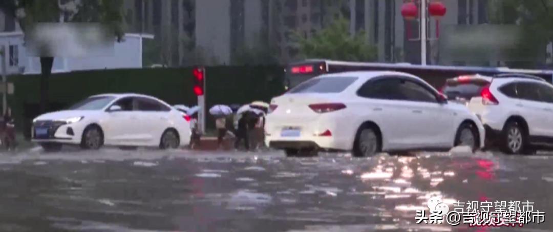 车辆涉水后保险公司该怎样理赔呢,车辆被淹全损怎么理赔