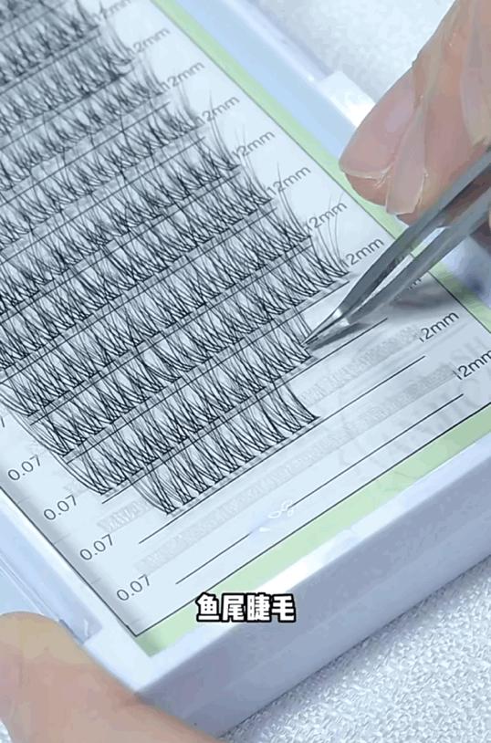 虞书欣圆脸变微脸的方法,虞书欣扁平脸改善