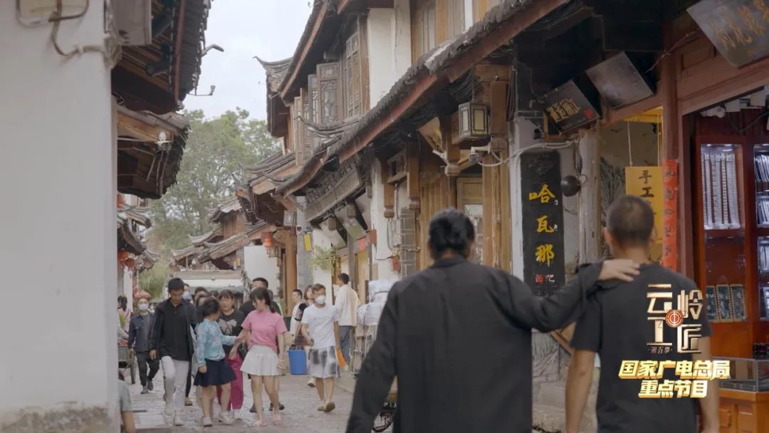 绿松石搭配银饰,绿松石跟银饰