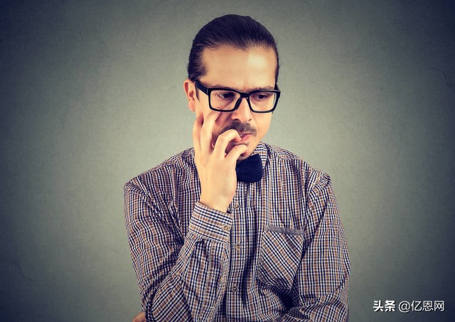 亚马逊两人一年赚一千万,亚马逊一人年销售额5000万