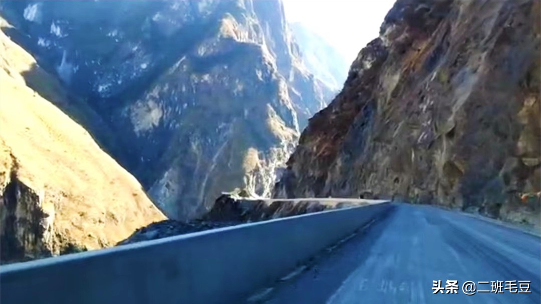 滇行记2022（四十五）：穿越虎跳峡