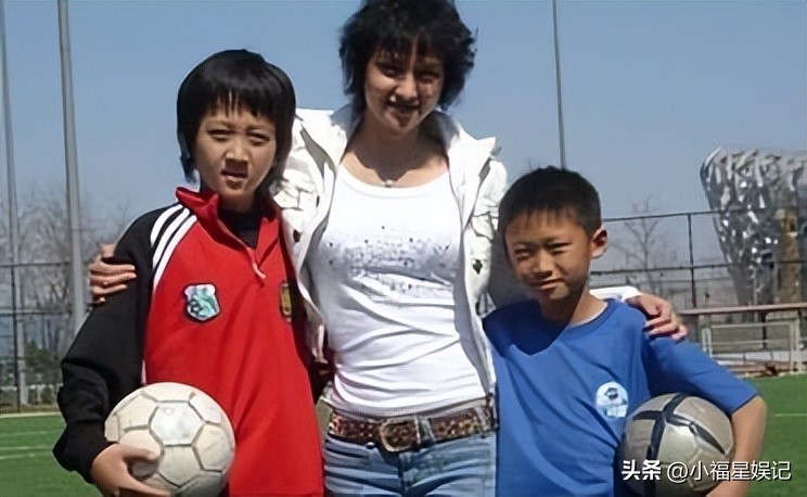 跳水女皇退役,刚宣布退役的跳水女运动员