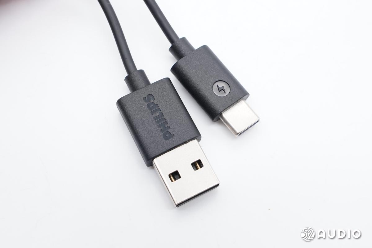 飞利浦耳机fideliol3对比索尼,飞利浦fideliot1