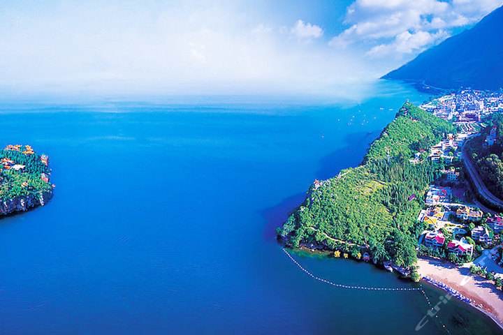 抚仙湖是云南人的私藏后花园,玉溪抚仙湖简介