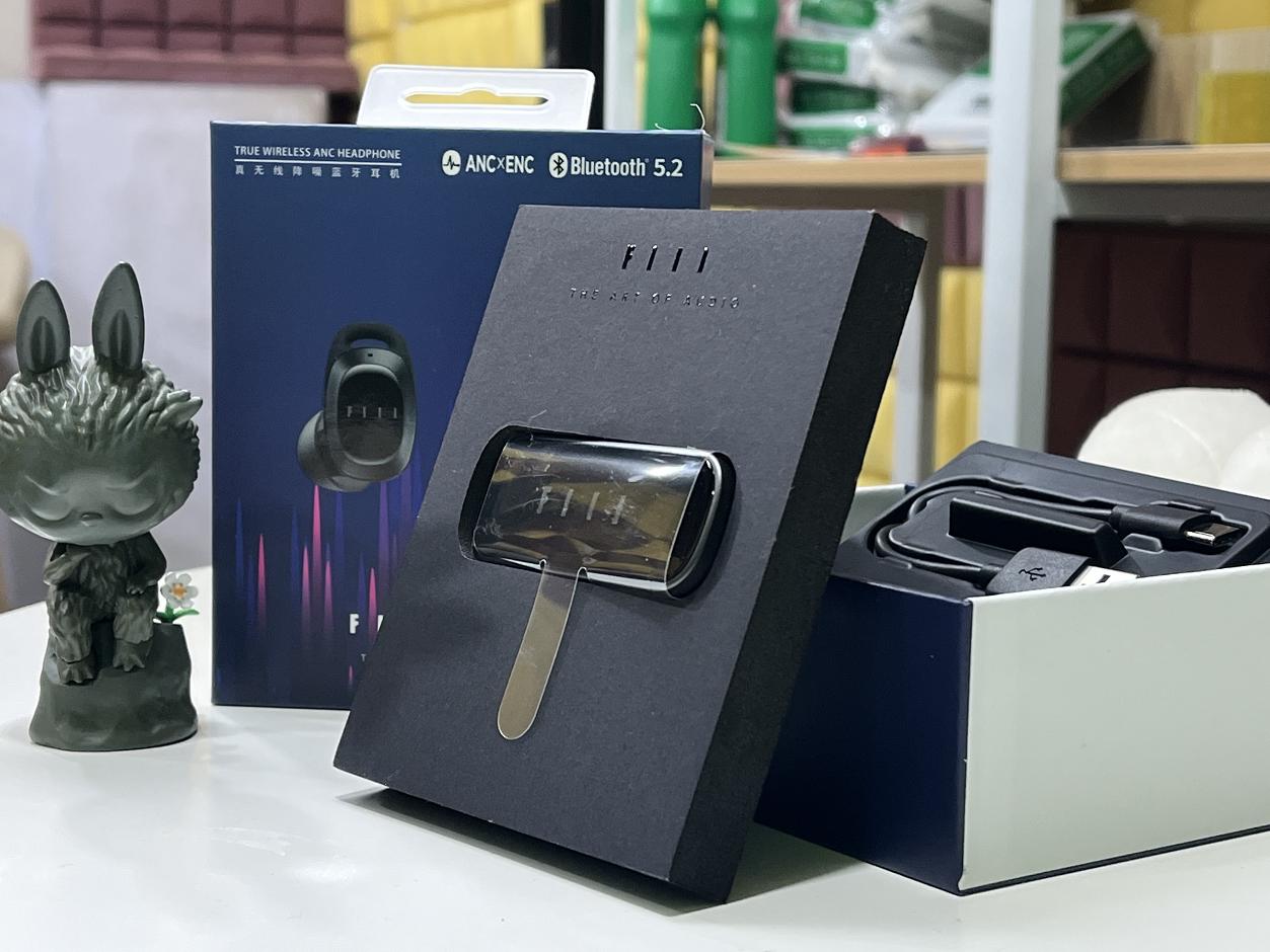 当妈后变“抠门”?蓝牙耳机没有必要花上千,平价也能享受高品质