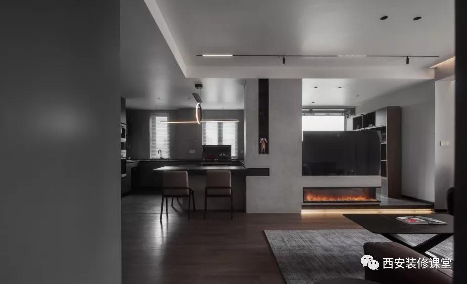 电视墙砸个门,客厅背景墙全砸