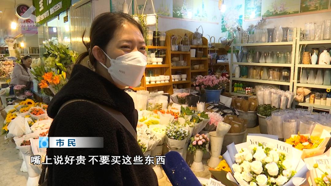 鲜花蛋糕香槟玫瑰,鲜花蛋糕感恩有你