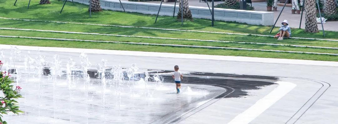 珠海金湾华发商都,珠海金湾华发商都中心湖
