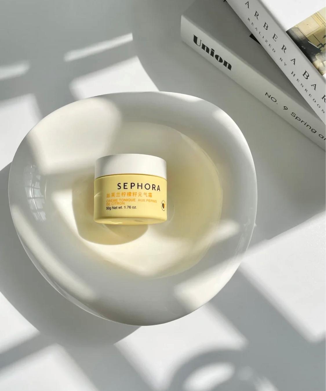 女人再懒也要涂口红,没时间化妆用什么素颜霜