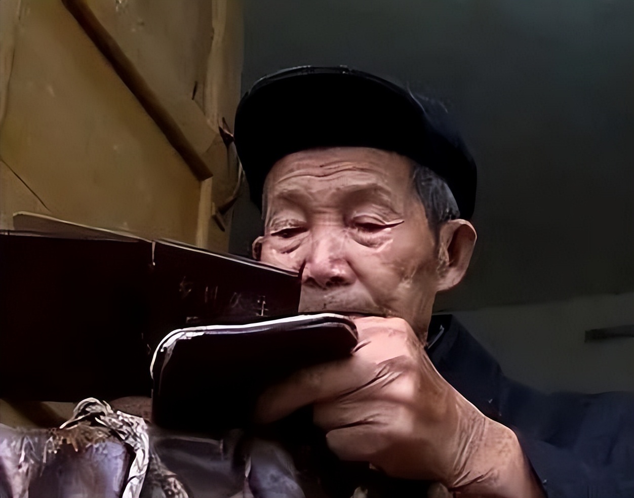 湖南深山老人墓,湖南大山深处活死人墓