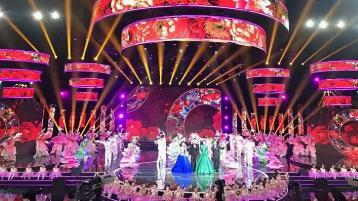 21天分秒必争！深圳软屏光电电子新材料项目落户巴中经开区