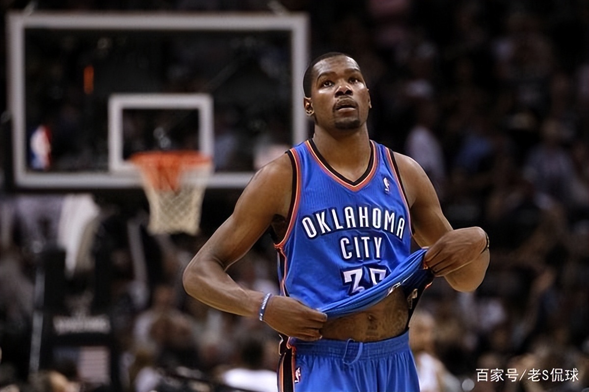 我们扮演着不同的角色,我们扮演着怎样的角色