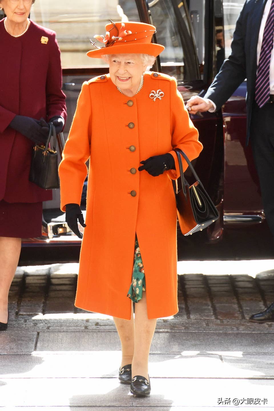 伊丽莎白二世白金汉宫冷知识,英国女王伊丽莎白二世穿衣