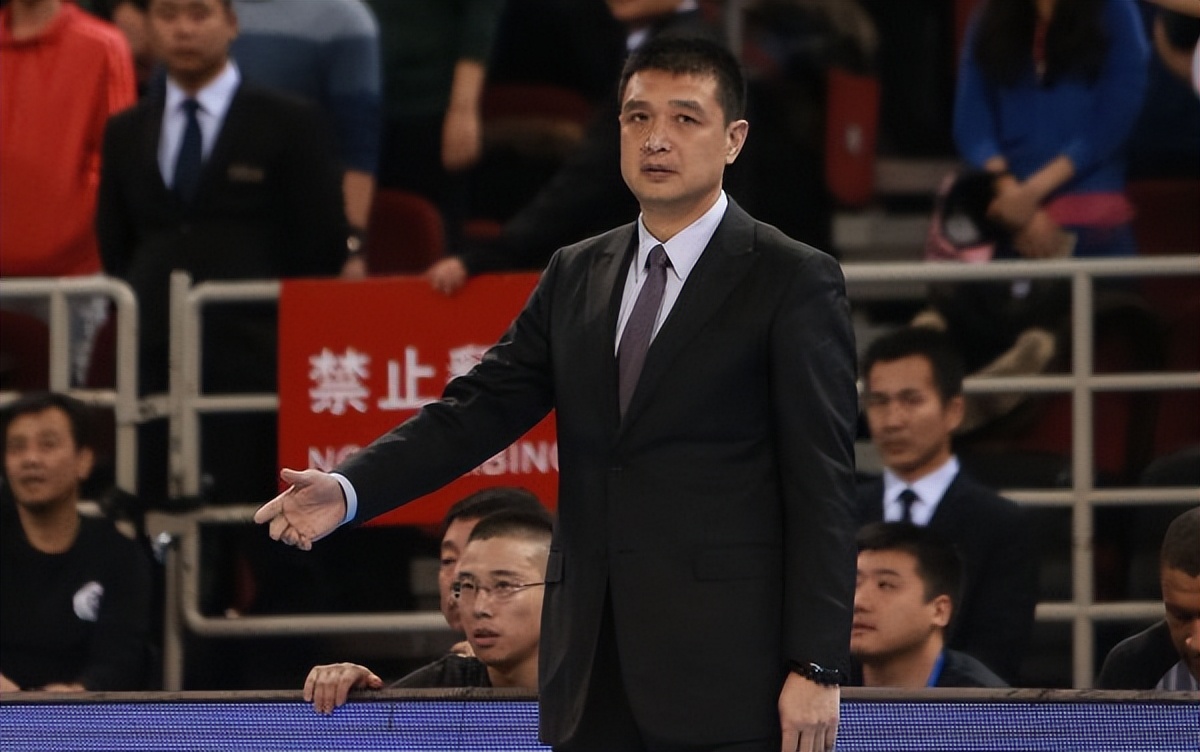 闵鹿蕾加盟首钢教练组,闵鹿蕾任北控男篮主教练