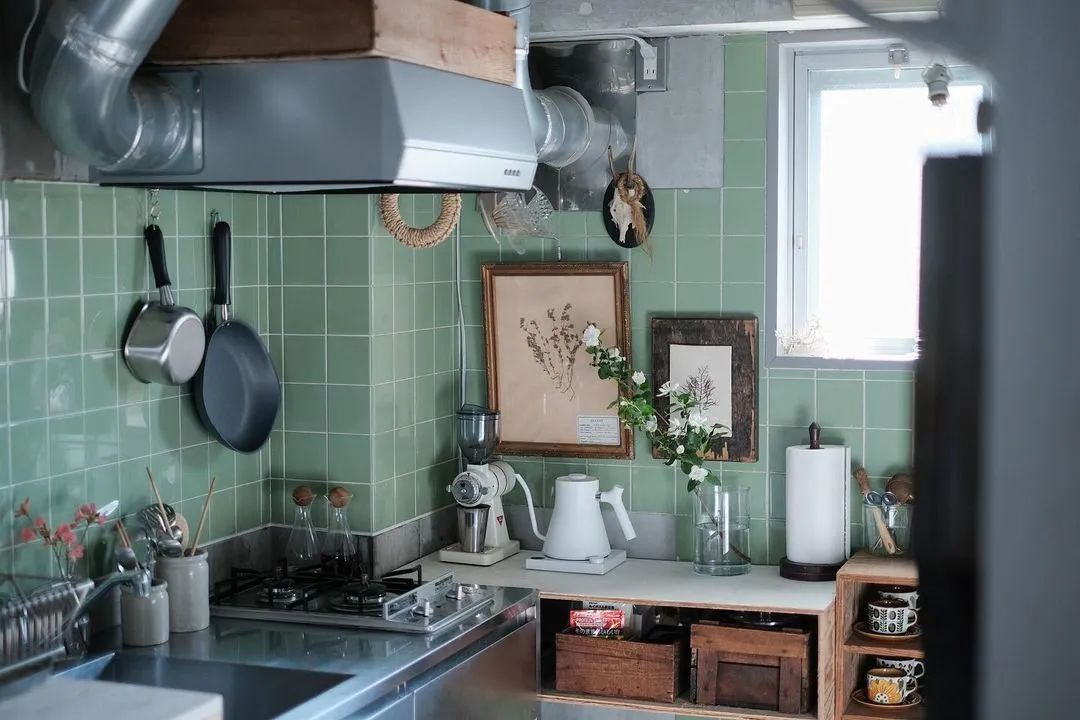 独居男生房子装修带浴缸,独居男子装修设计