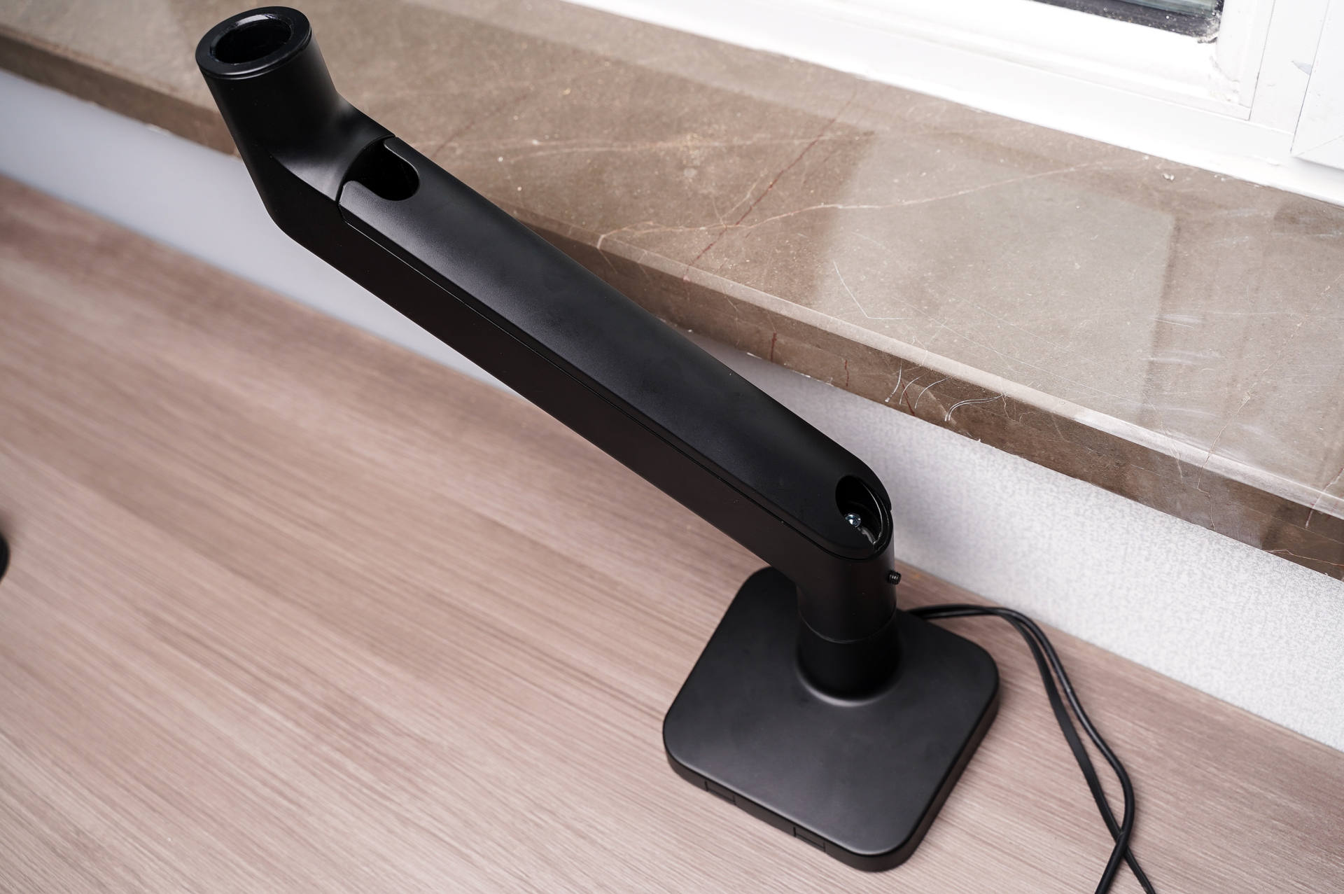 北弧显示器支架,搭建高端桌面